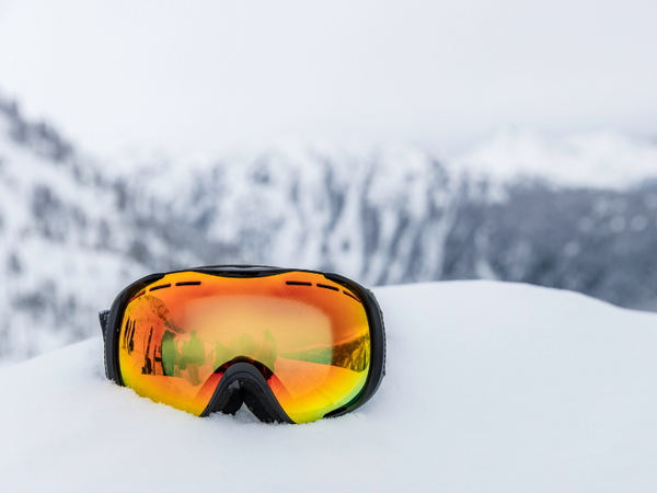 Navigating the Slopes: Unmasking the Dangers of UV Light